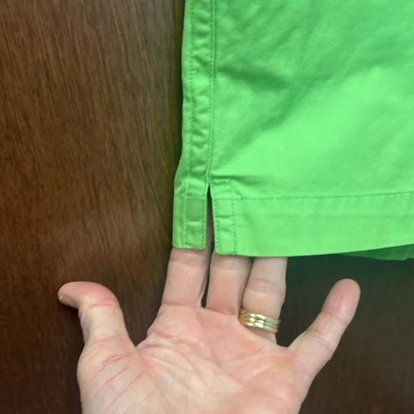61. Lilly Pulitzer Bright Green “Parakeet Green” Callahan style shorts Sz 0, EUC - Picture 5 of 10